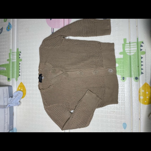 Beach sweater - Picture 1 of 7